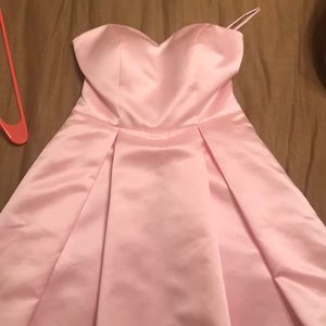 BEAUTIFUL BLUSH PINK HOCO/ FORMAL DRESS!